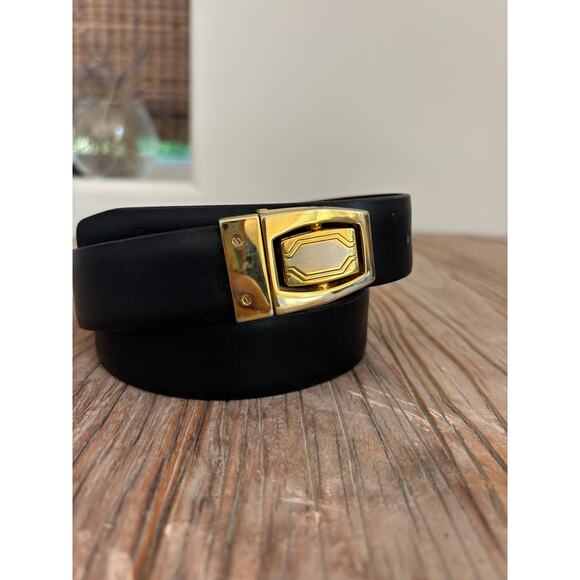 Vintage Reversible Leather Belt Gold-Tone Flip Buckle Made in Italy Size 40/100 - Picture 2 of 6